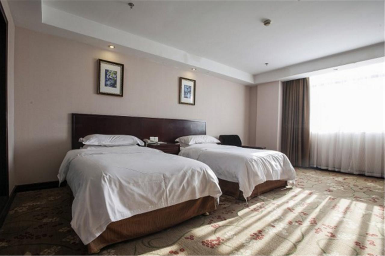 Vienna 3 Best Hotel Shanghai Expo Sanlin Zewnętrze zdjęcie