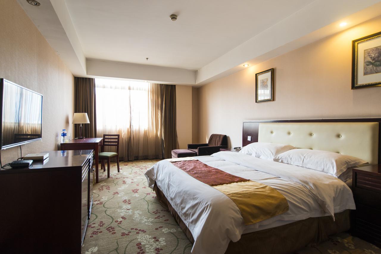 Vienna 3 Best Hotel Shanghai Expo Sanlin Zewnętrze zdjęcie