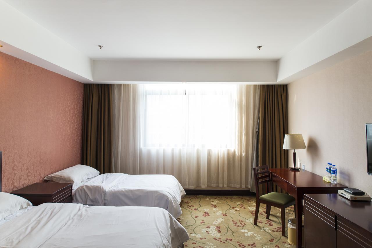 Vienna 3 Best Hotel Shanghai Expo Sanlin Zewnętrze zdjęcie