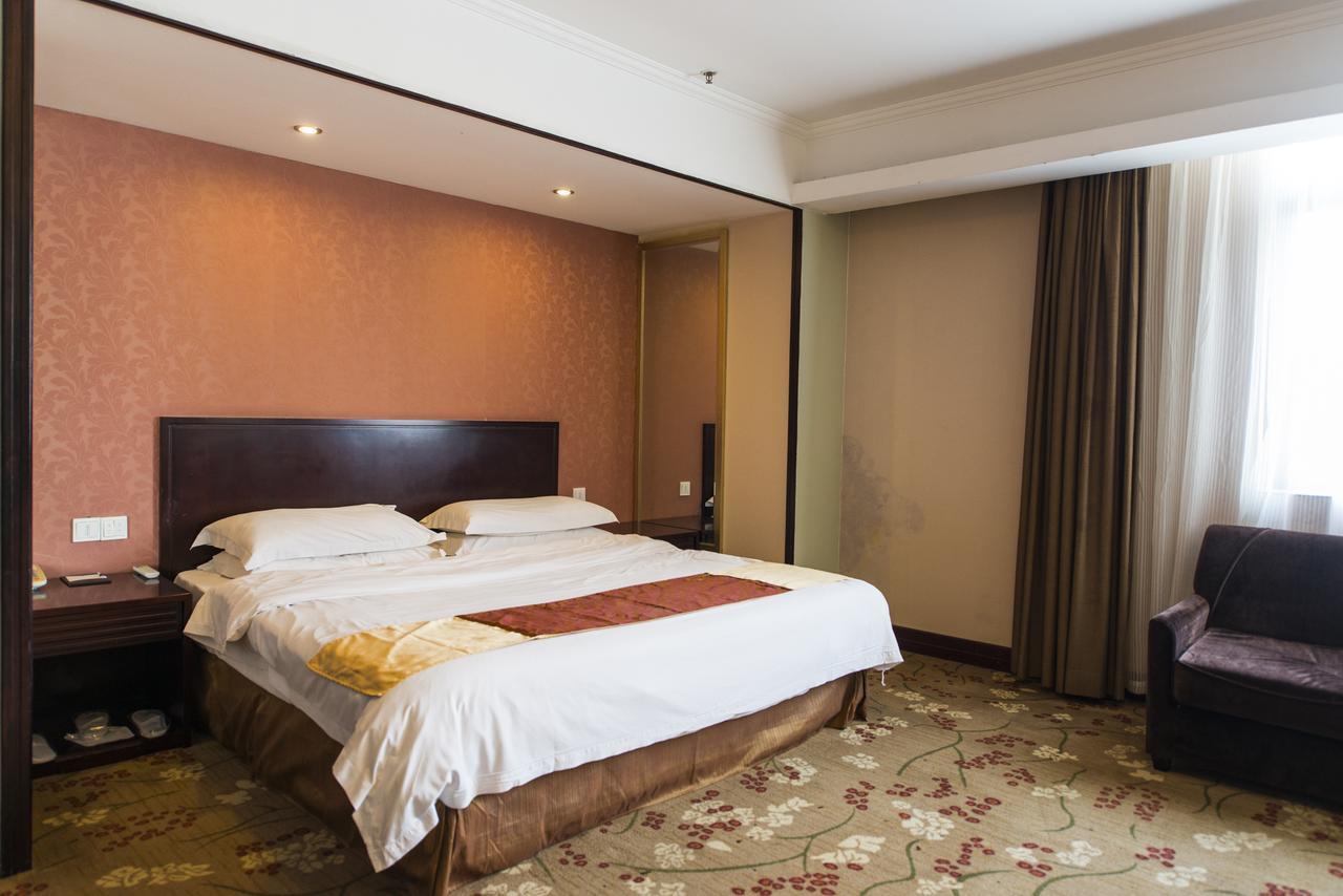 Vienna 3 Best Hotel Shanghai Expo Sanlin Zewnętrze zdjęcie