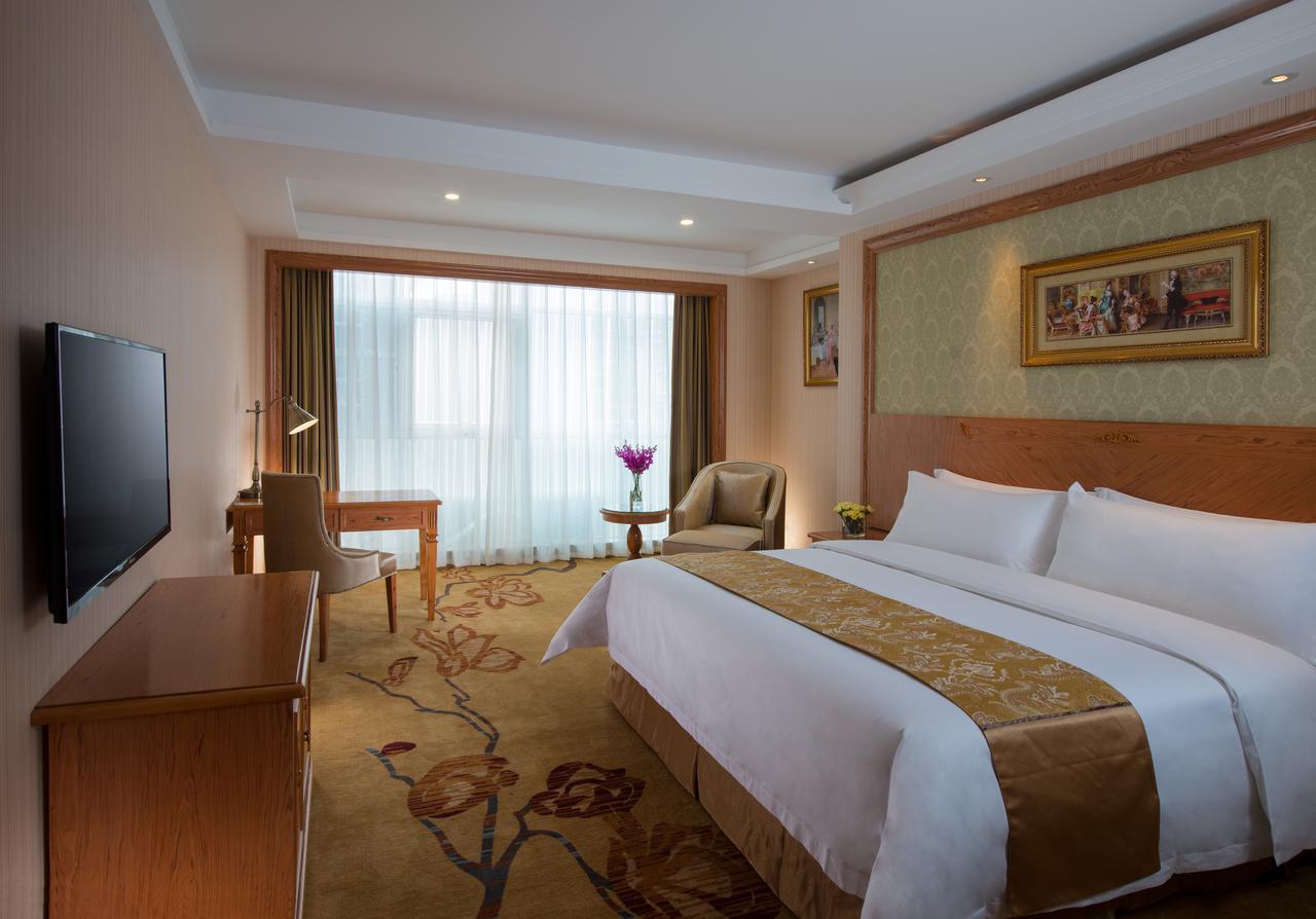 Vienna 3 Best Hotel Shanghai Expo Sanlin Zewnętrze zdjęcie