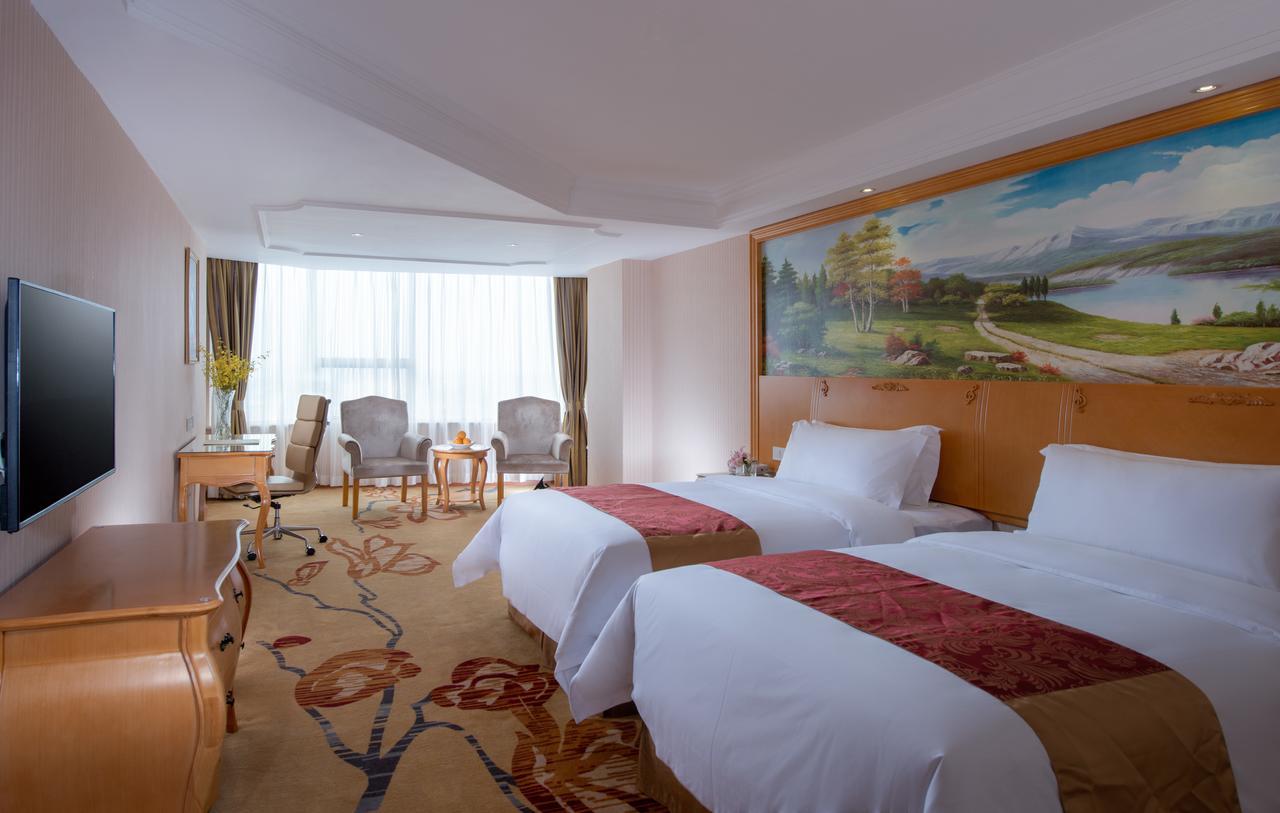 Vienna 3 Best Hotel Shanghai Expo Sanlin Zewnętrze zdjęcie